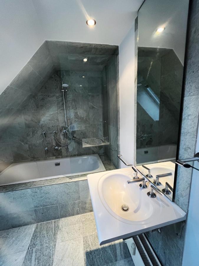 Loft-Panoramablick-Hafen & Elbe! Hamburgo Exterior foto